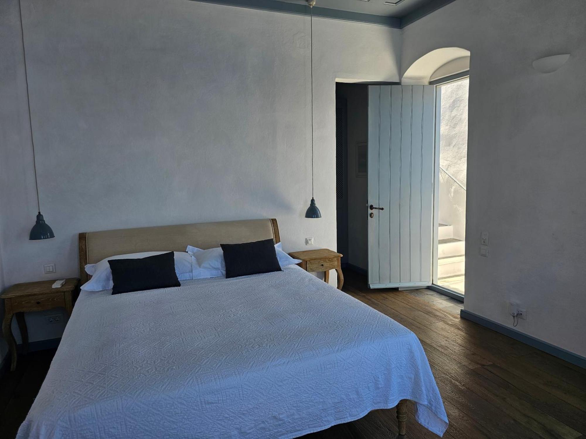 The Anchor House Bed & Breakfast Сими Екстериор снимка